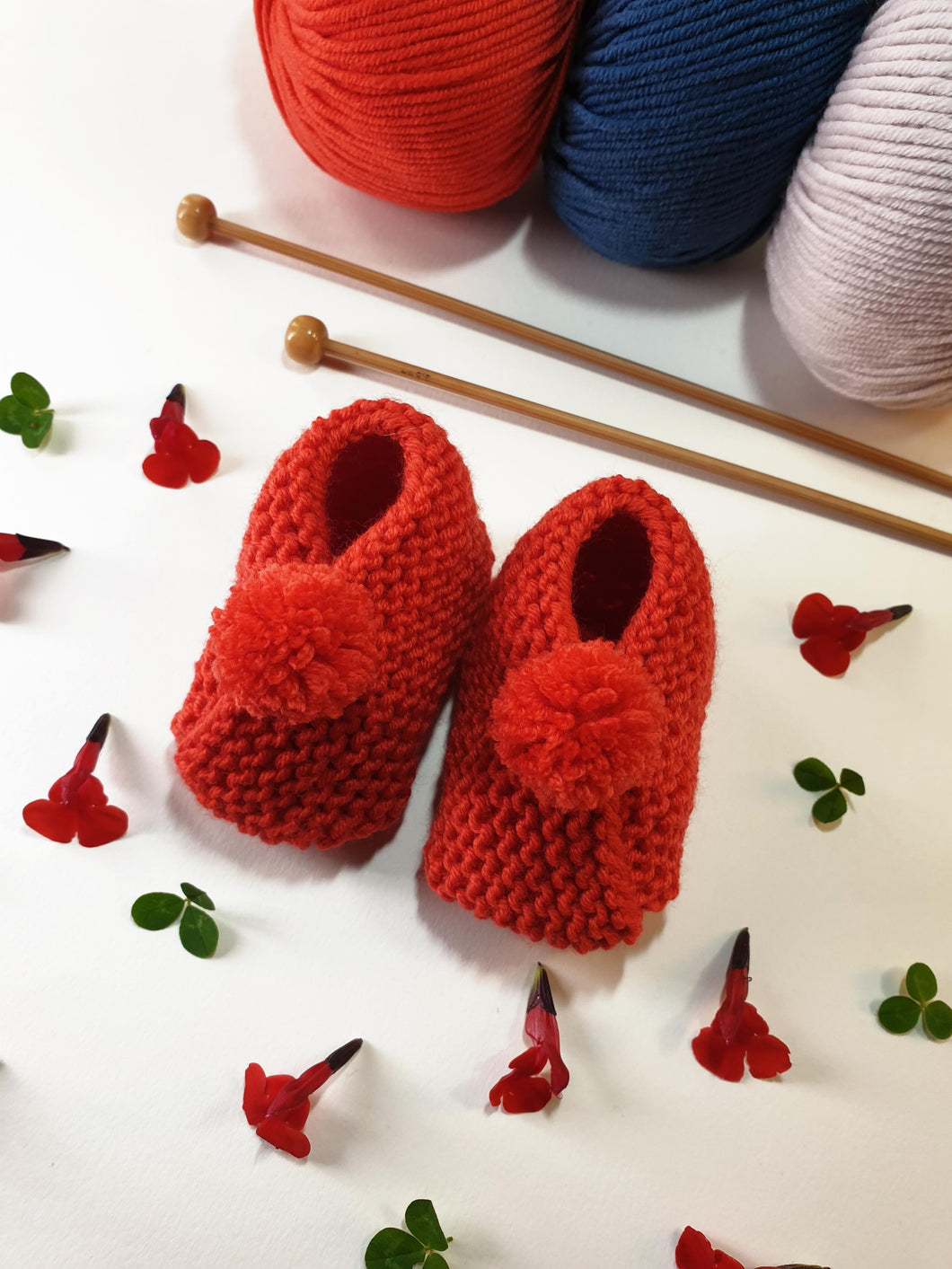 Chaussons et moufles bébé Trefle à tricoter